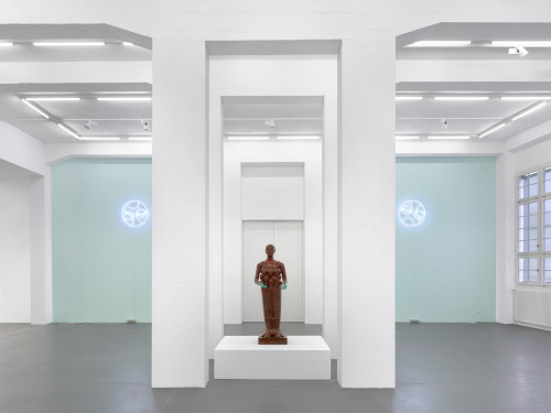 Mai-Thu Perret