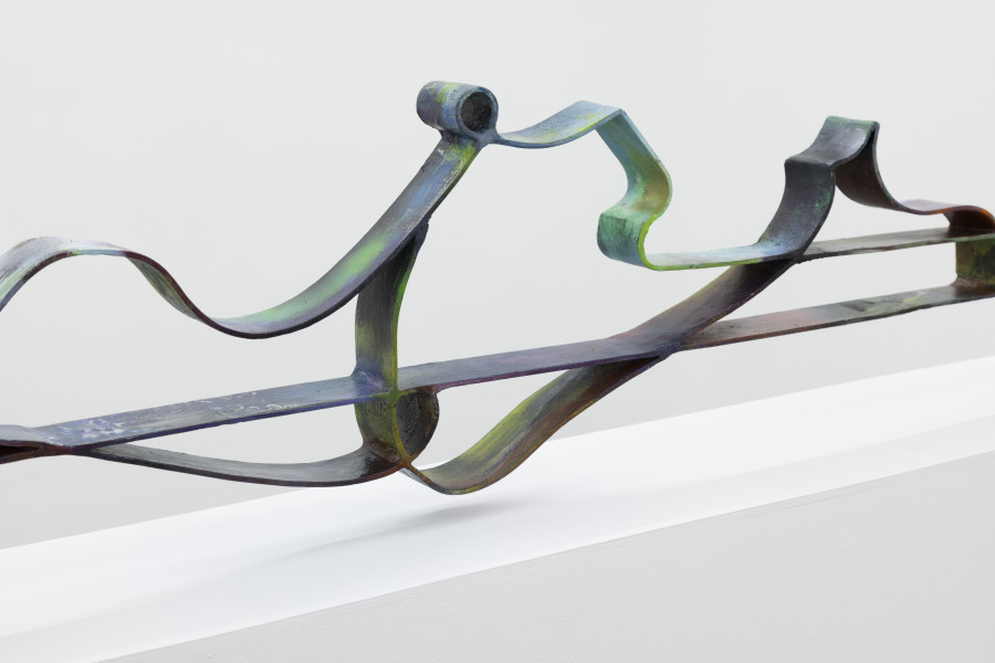 Héloïse Chassepot, London skyline, in real flesh, Metal, oil paint, vanish, 16 1/8 × 116 17/32 × 1 9/16, 41 × 296 x 4 cm, unique, 2025. KALI Gallery, Luzern, 2025. Credit photo: Liv Burkhard