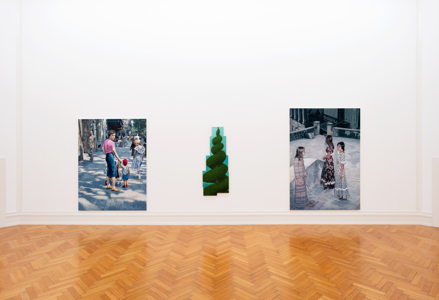 Exhibition view, Lose Enden, Kunsthalle Bern, 2021 Photo: Stefan Burger