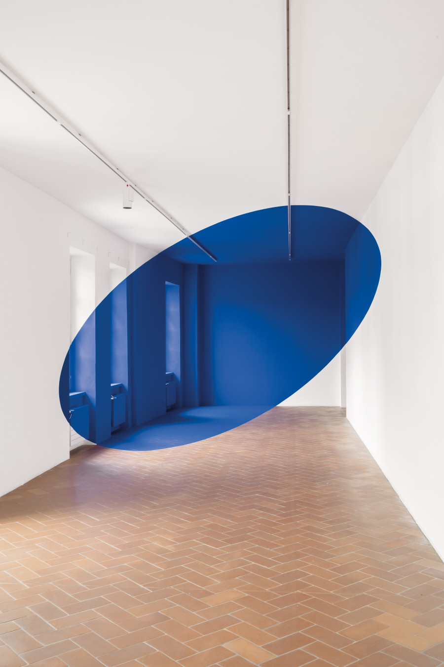 Ellisse blu, Mendrisio, 2026. Acrylic paint and vinyl film. © Felice Varini 2026, ProLitteris, Zurich. Photo: Mattia Mognetti