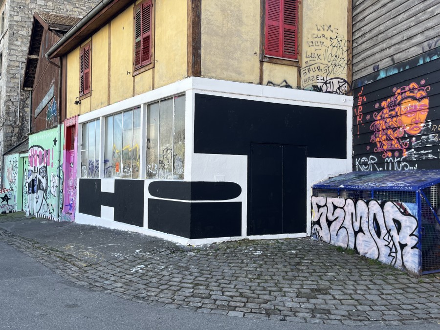 Mariana Isler, Winter facade, HIT, 2024.