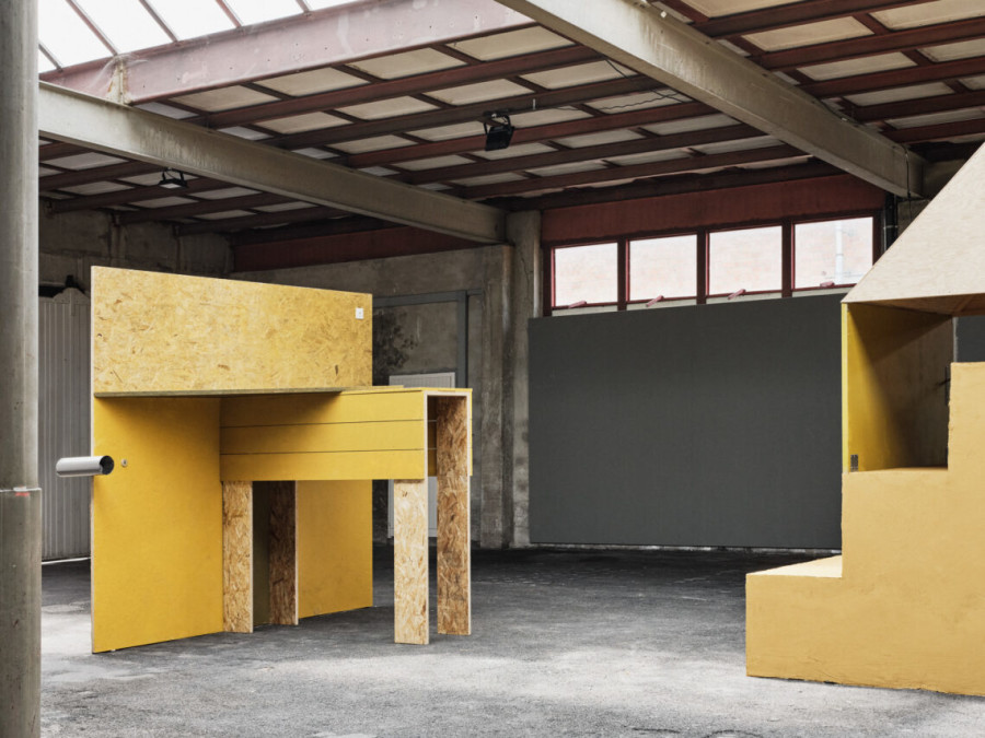 Patricia Bucher «as thick as thieves (Jede Wand ist eine Tür)» | Ausstellungsansicht 2021 | Foto: Ladina Bischof