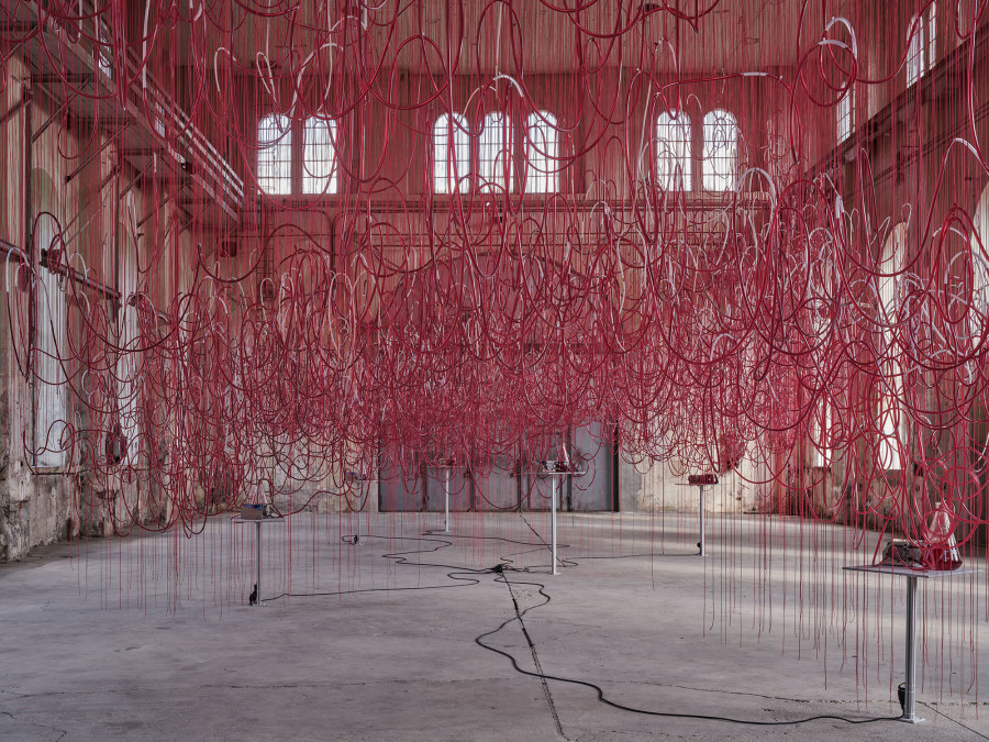 Chiharu Shiota: "Who am I Tomorrow?", Kunstraum Dornbirn 2023, Photo Günter Richard Wett, © the artist / Bildrecht Vienna 2023