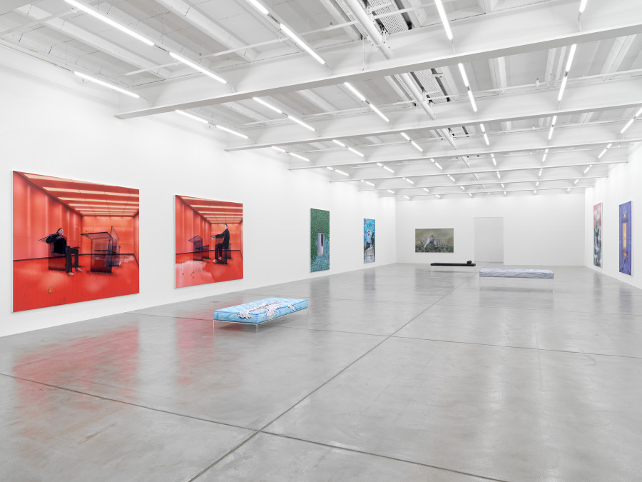Installation view, Louisa Gagliardi, A Moment's Notice, Galerie Eva Presenhuber, Maag Areal, Zurich, 2023 © Louisa Gagliardi Courtesy the artist and Galerie Eva Presenhuber, Zurich / Vienna Photo: Stefan Altenburger Photography, Zürich