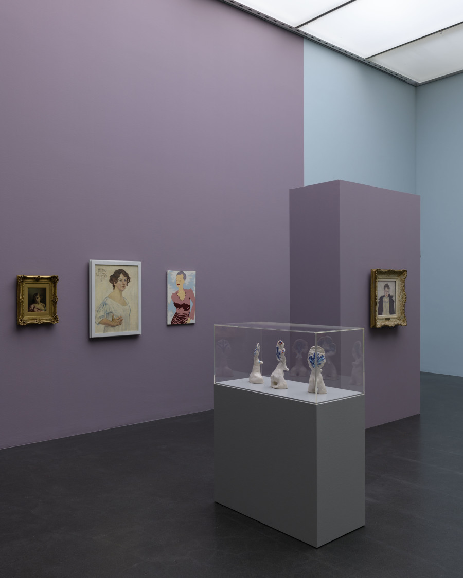 Ausstellungsansicht schön?! Ästhetische Betrachtung der Sammlung, Kunstmuseum Luzern, 2025, mit Werken von August Babberger, Frank Buchser, Ferdinand Hodler, Hans Schärer und Hans Stalder. Foto: Marc Latzel