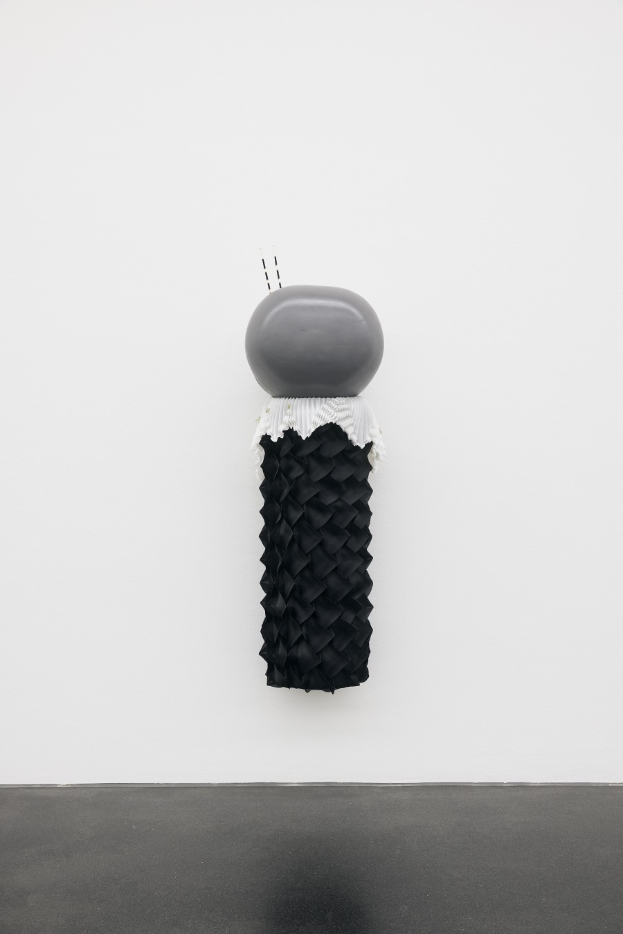 Maude Léonard-Contant, Herbes aux chantres, 2023, hedge mustard, pleated organza, porcupine quills, steel,wood, leather. Photo: Moritz Schermbach