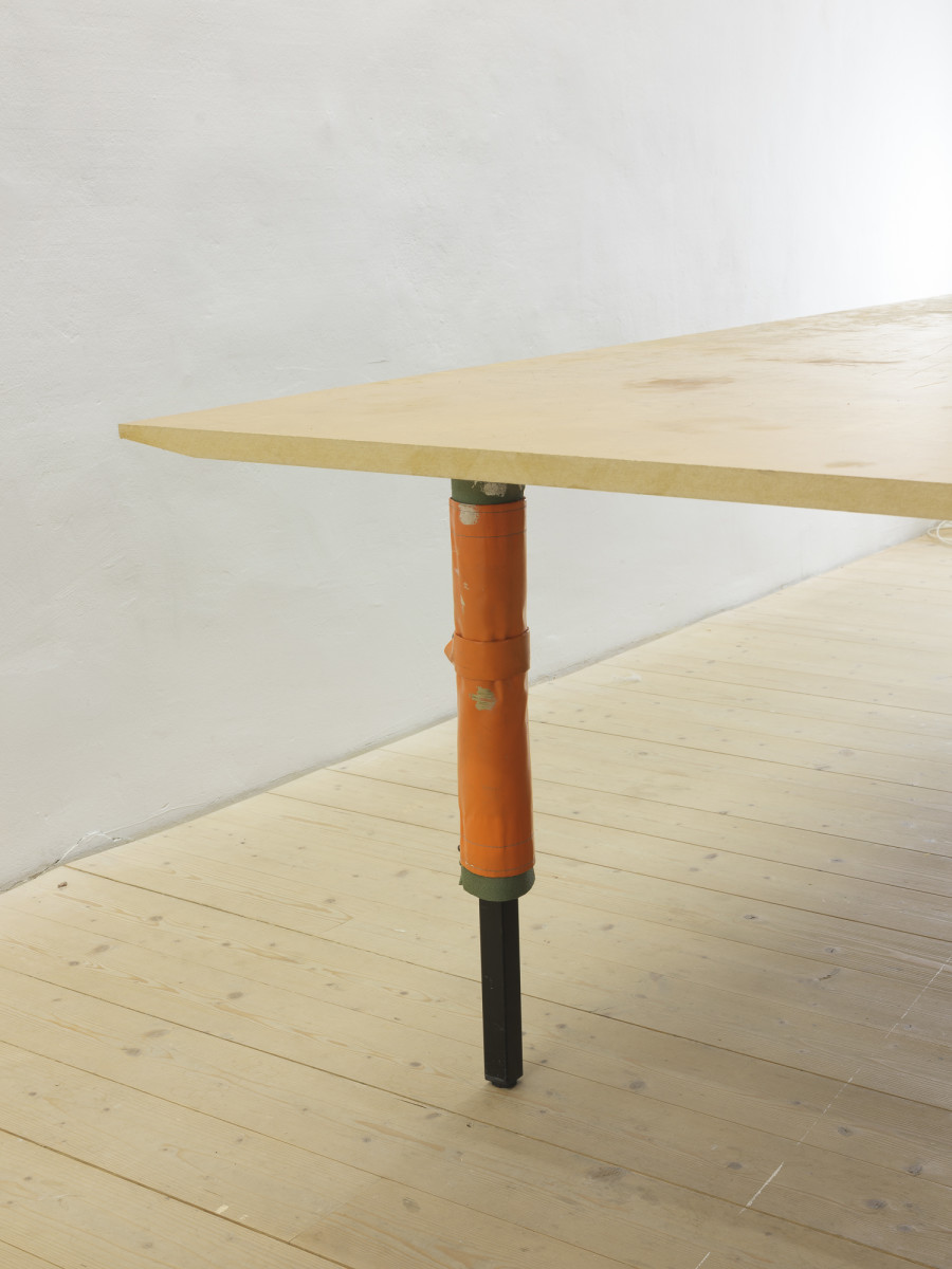 (2003), Green foam protection, orange tarpaulin and strap unused, 2025. Photography: Sebastian Verdon. Courtesy: All images courtesy of the artists and CAN Centre d’art Neuchâtel