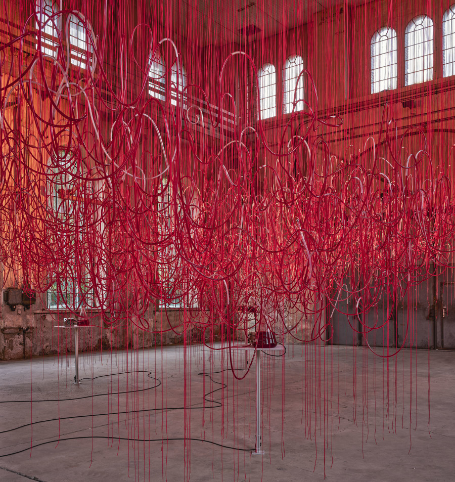 Chiharu Shiota: "Who am I Tomorrow?", Kunstraum Dornbirn 2023, Photo Günter Richard Wett, © the artist / Bildrecht Vienna 2023