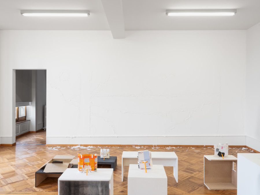 Nelson Schaub — « Rebuts de Ref- rain », Ausstellungsansicht / vue d’exposition / exhibition view Kunsthaus Biel Centre d’art Bienne 2026; Foto / photo: Lea Kunz