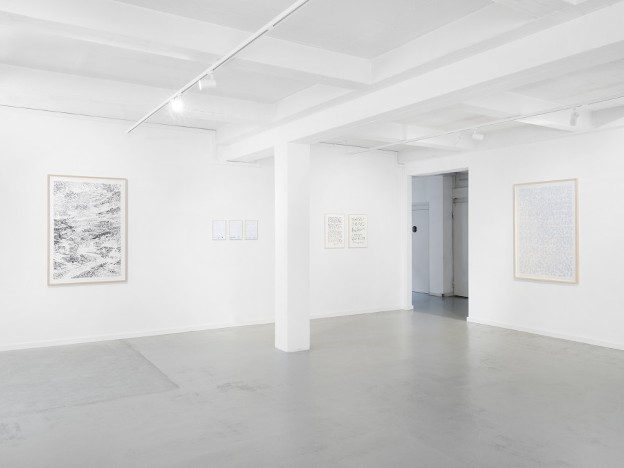 Exhibition view, Natalie Perrin, Ecrire, dit-on, Galerie Heinzer Reszler, 2024. Photo credit: Julien Gremaud