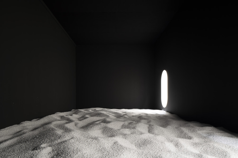 Fabio Mauri, Luna, 1968 (reconstruction, 2023), Centro per l’arte contemporanea Luigi Pecci, Prato. Donazione dello Studio Fabio Mauri, Associazione per l’arte L’esperimento del mondo. Photo : MCBA, Etienne Malapert