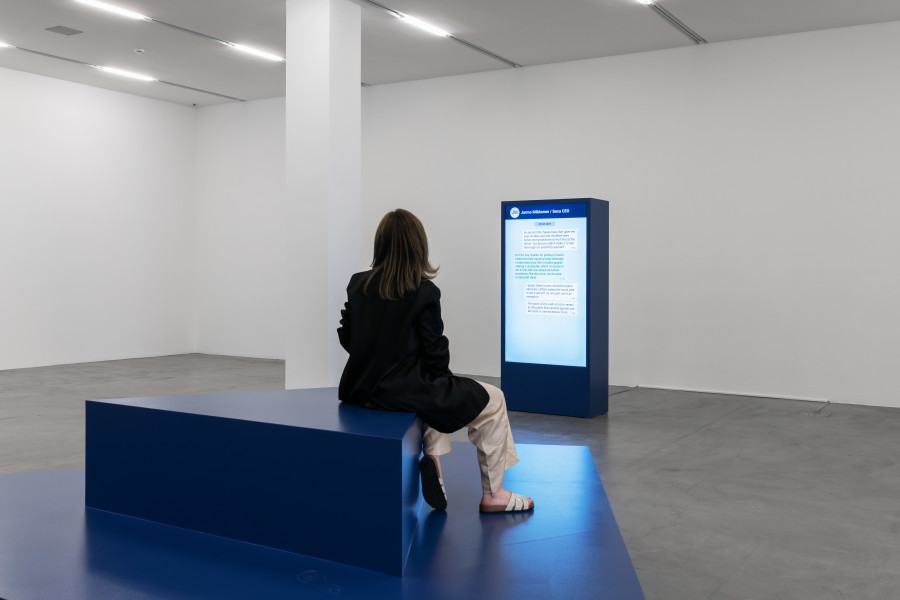 Exhibition view, Pilvi Takala, Close Watch, 2022, Migros Museum für Gegenwartskunst, Multi-channel video installation, spyglass. Courtesy Carlos/Ishikawa, Helsinki Contemporary and Stigter van Doesburg. Photo: Flavio Karrer