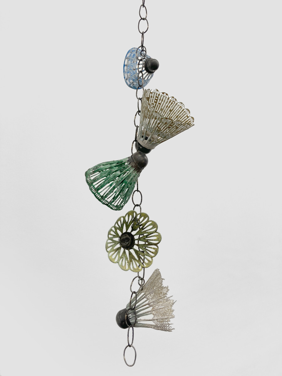 Bernhard Schobinger, Shuttlecock Necklace, 2023, Necklace made of cast silver, enamel, 48.5 x 6.5 x 6.5 cm