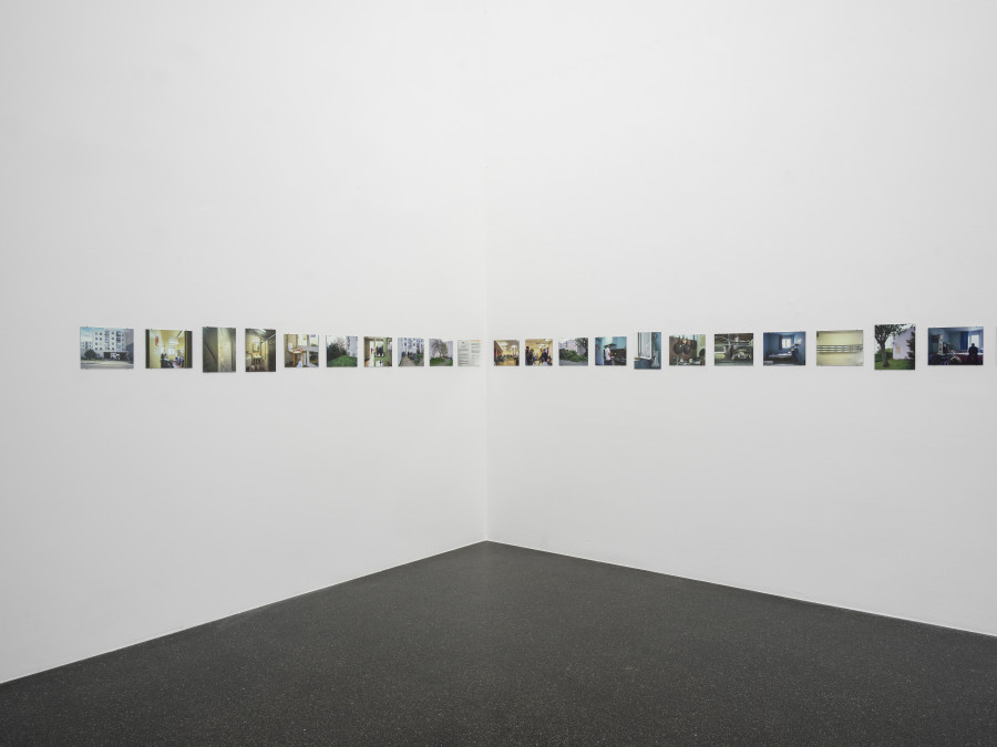 Installation view, Bruno Serralongue, Pour la vie, Galerie Francesca Pia, Zurich, 2022. Photo: Cedric Mussano