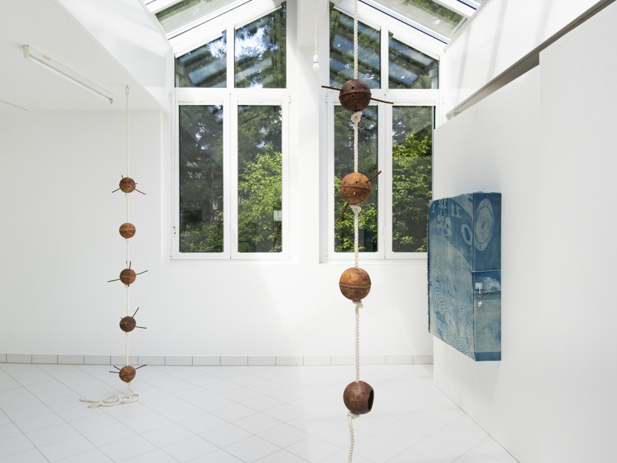 Maya Hottarek, SUM OF ITS PARTS, installation view. Photo credit : Philip Frowein (@philipfrowein)