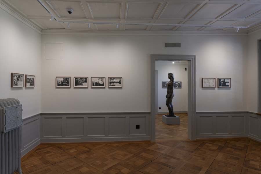 Ausstellungsansicht Marcel van Eeden. The Villa, 2024. Foto: Reto Kaufmann, Zürich