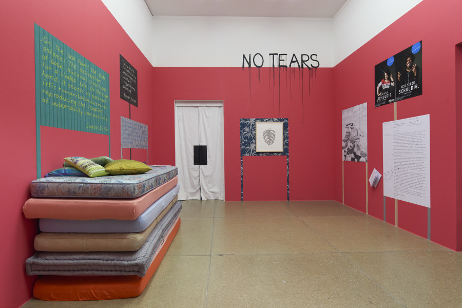 Installationsansicht Art as Connection 23.10.2021 – 9.1.2022, Aargauer Kunsthaus, Aarau. Foto: Dominic Büttner, Zürich
