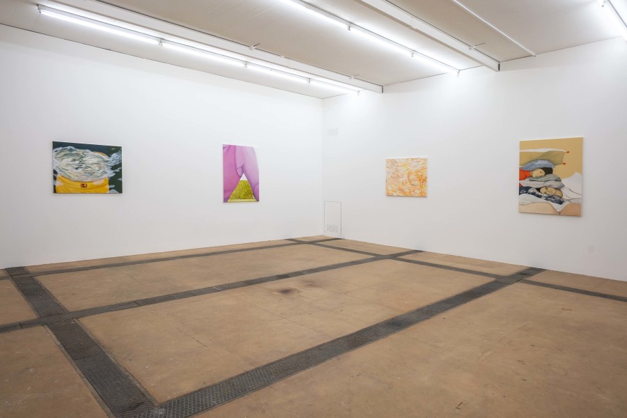 Exhibition view of Bourses de la Ville de Genève 2022 at Centre d’Art Contemporain Genève (02.09‒02.10.2022). © Centre d’Art Contemporain Genève. Photo : Julien Girard