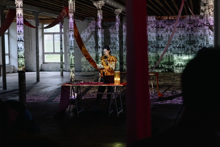 Klöntal Triennale 2024, Romy Nina Ruegger, «Cliché no Protagonist [accountable]», 2024.