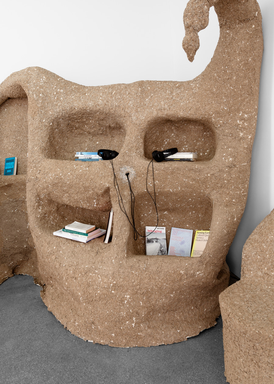 Exhibition view, Courants soniques, Lisa Mazenauer & Emilie Moor, Espace 3353, 2024. Photo credit: Thea Giglio