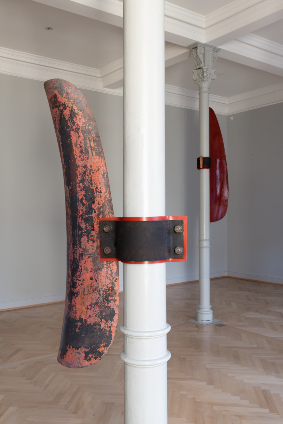 Marie Lund, The Falling, Installationsansicht Kunstmuseum St.Gallen, Foto: Sebastian Stadler
