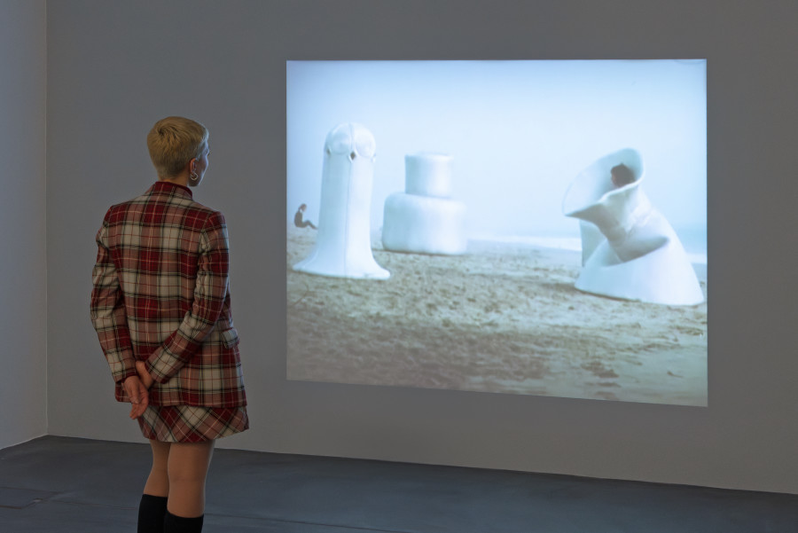 Heidi Bucher, Bodyshells, 1972, single-channel video on monitor or projection (16 mm film transferred to digital, color, sound). Sammlung Migros Museum für Gegenwarts- kunst. Photo: Studio Stucky, copyright The Estate of Heidi Bucher