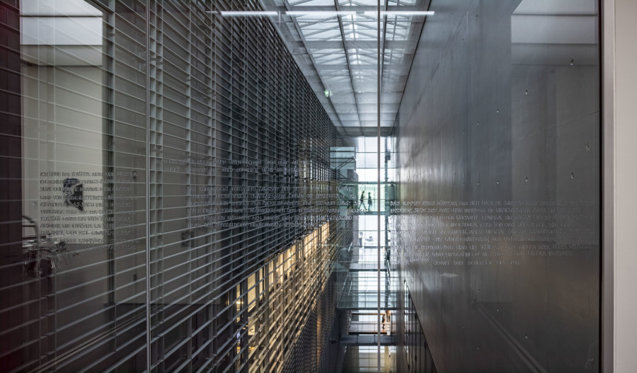 Exhibition view, Solo Martian M. Mächler mit Esther Vorwerk & André Veigas P., Kunstmuseum Luzern, 2023-2024. Photo: Marc Latzel