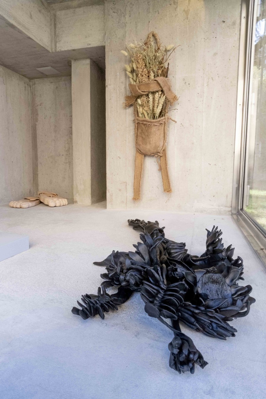 Installation view, WELCOME STRANGER, Lemme, 2022. Photo credit: Romain Iannone