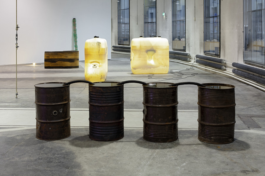 Birgit Werres, Let’s play it, Rolf !, Installationsansicht Kunstzone Lokremise, Kunstmuseum St.Gallen, Foto: Stefan Rohner