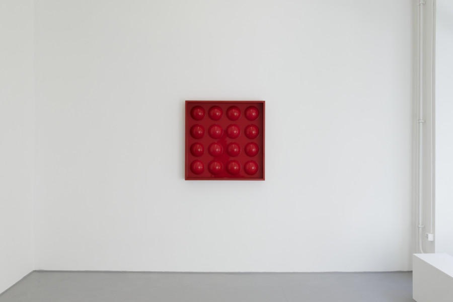 Vanessa Safavi: I feed my dreams slime at night, Installation view, 2023, Fabienne Levy, Photo: Guillaume Python.