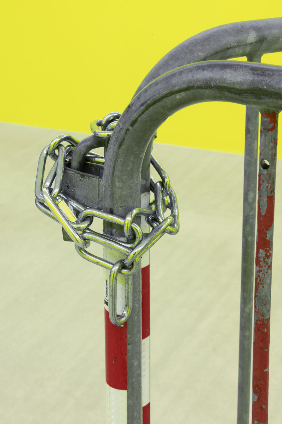 Baker Wardlaw, closeup of (bit) apparatus, 2024. Photography: Gina Folly / Copyright and courtesy of the artist and For, Basel