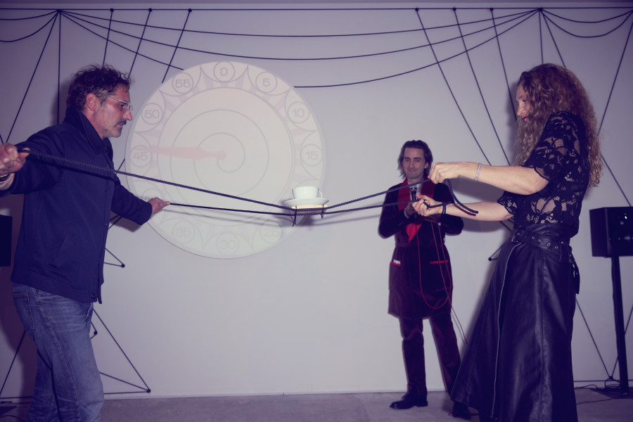 Game Show Evening Program, Mystery Box, suns.works, Zürich, 2025-2026. Photography: Claude Barrault and Maurice Haas. ©2025 the artists and suns.works