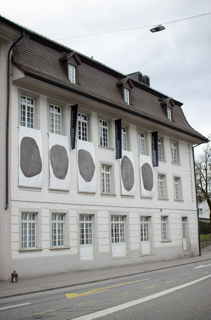 Petra Njezic & Davina Andrea Deplazes: Mansarde & Souterrain, Exhibition view, 2023, ZIMMERMANNHAUS BRUGG.