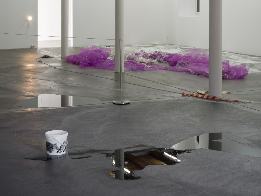 Jason Dodge, installation view, Kunsthalle Friart Fribourg, 2026. Photo: Cedric Mussano