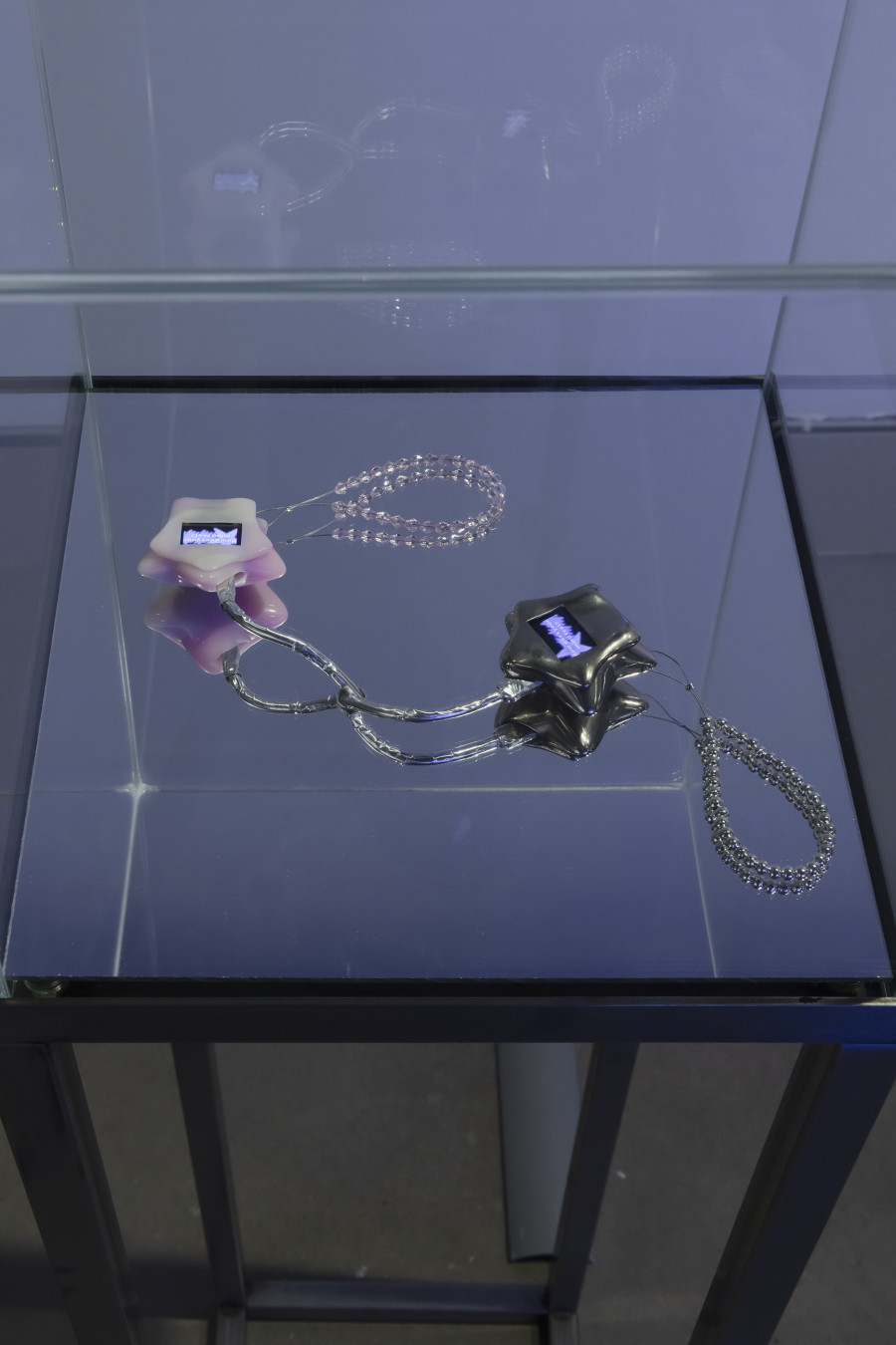 Sian Fan, Reconnection Charms, 2025, «New Rituals [for the End of the World]», 2026, HEK, photo: Franz Wamhof