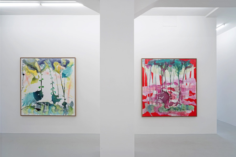 Left: Die Parade, 2021. Ink, pigments (luminous paint), oil and acrylic spray paint on canvas, 170 x 160 cm / Right: Rabbit Hole, 2021. Ink, pigments (luminous paint), oil and acrylic spray paint on canvas, 170 x 160 cm