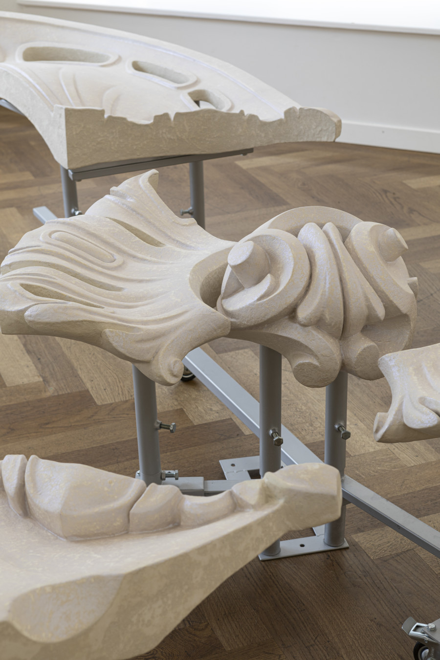 Installation view, FIRST IMPRESSIONS, KRONE COURONNE, 2024. Photo credit: © Michal Florence Schorro