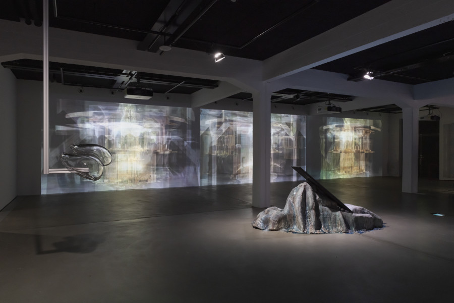 Exhibition view «Libby Heaney: Quantum Soup», 2024, HEK, photo: Franz Wamhof