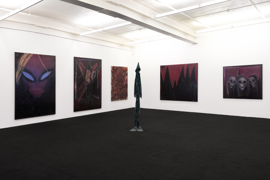 Installation view, Tobias Spichtig, Heavy Mental, Galerie Peter Kilchmann, Zürich, 2025.