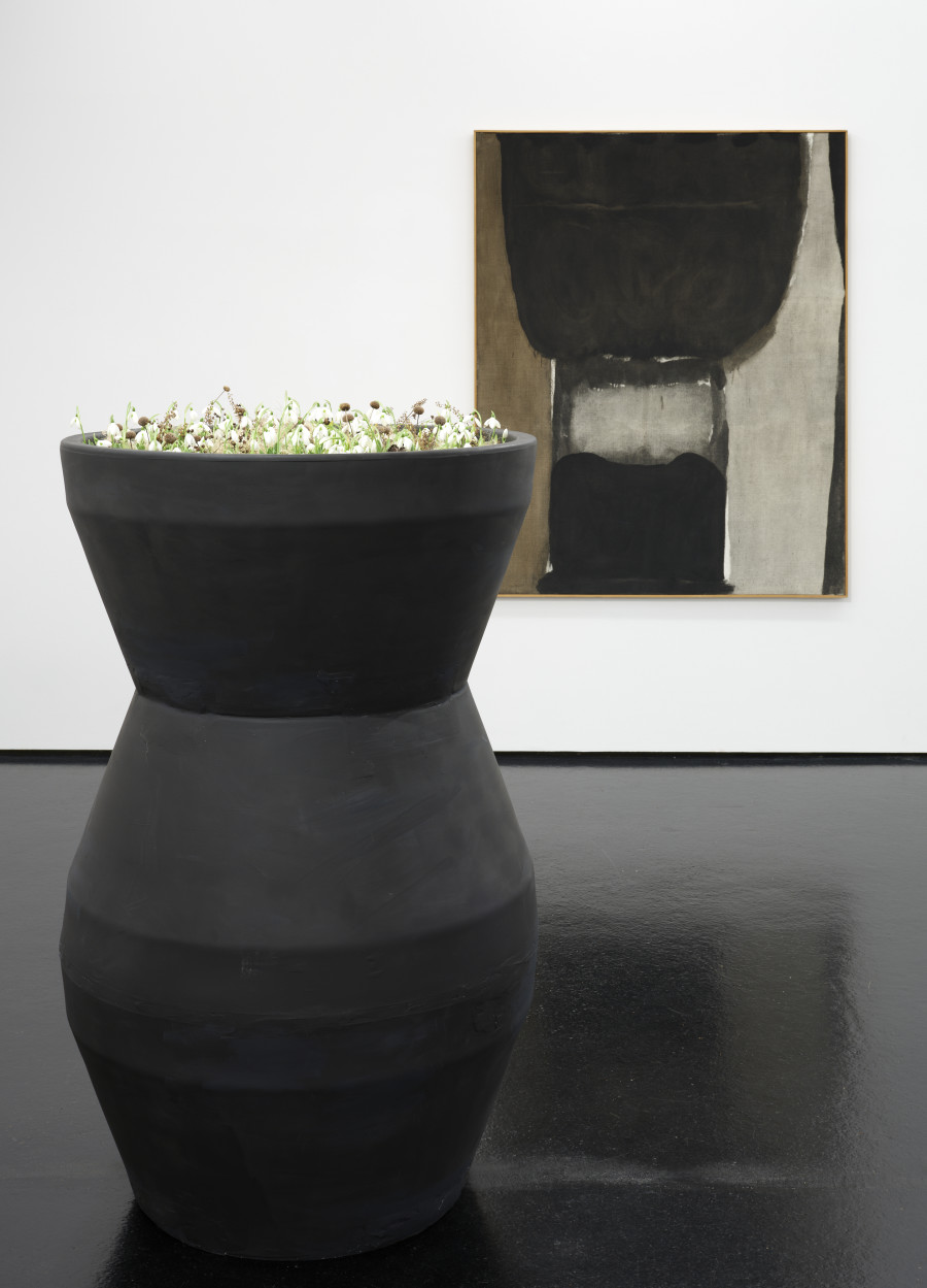 Flowers to Art: Floral interpretations of works from the collection, Installation views, 2023, Aargauer Kunsthaus.