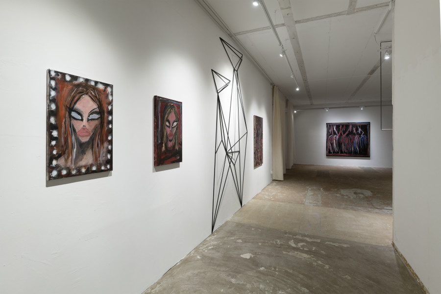 Exhibition view, Mystery Box, suns.works, Zürich, 2025-2026. Photography: Claude Barrault and Maurice Haas. ©2025 the artists and suns.works