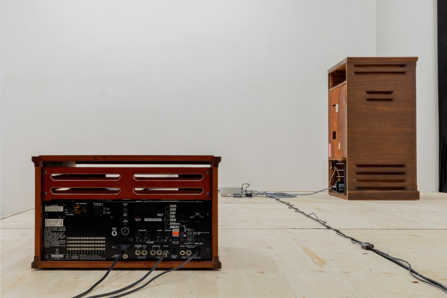 Installation view, SOMA5, Tobias Maria Koch, KRONE COURONNE, 2025. Photo credit: Guadalupe Ruiz