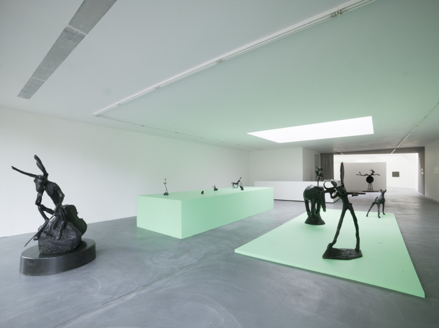 Installation View, Barry Flanagan at von Bartha, Basel, 21 May – 31 July 2021. Image courtesy the Estate of Barry Flanagan and von Bartha. Photo: Simon Schwyzer.