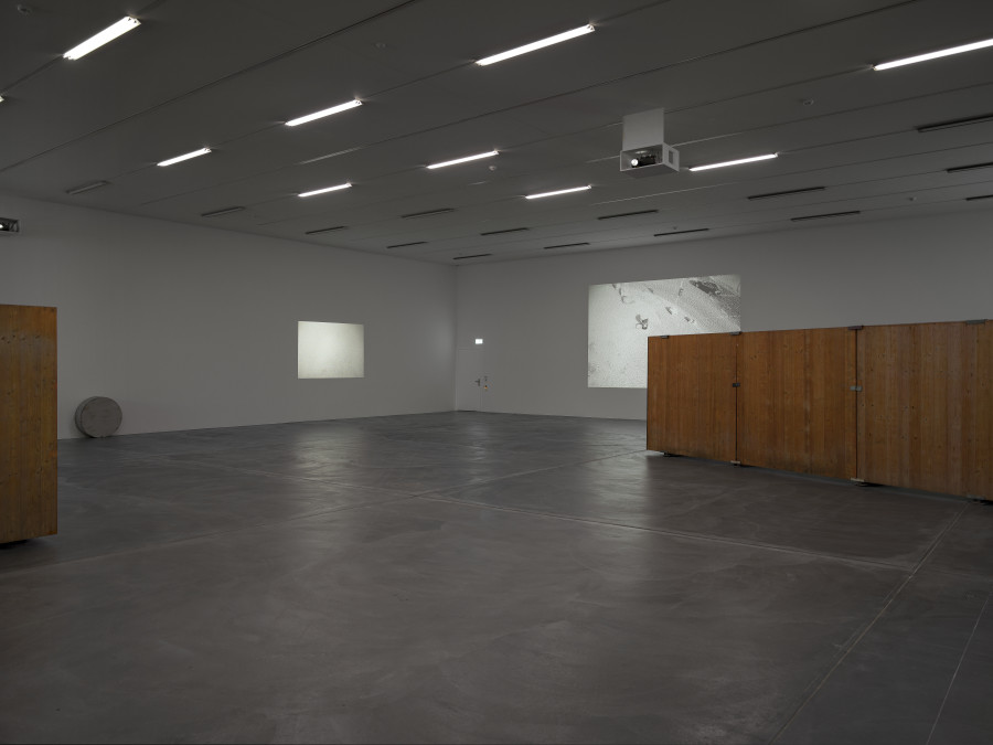 Klara Lidén, Over out und above, Kunsthalle Zürich, 2025. Image: Cedric Mussano