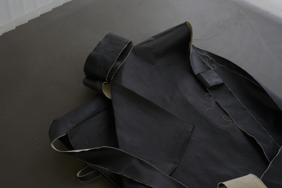 Azize Ferizi, father figure (detail), 2025. Photo: Guillaume Python. Courtesy of the artist and Kunsthalle Friart Fribourg