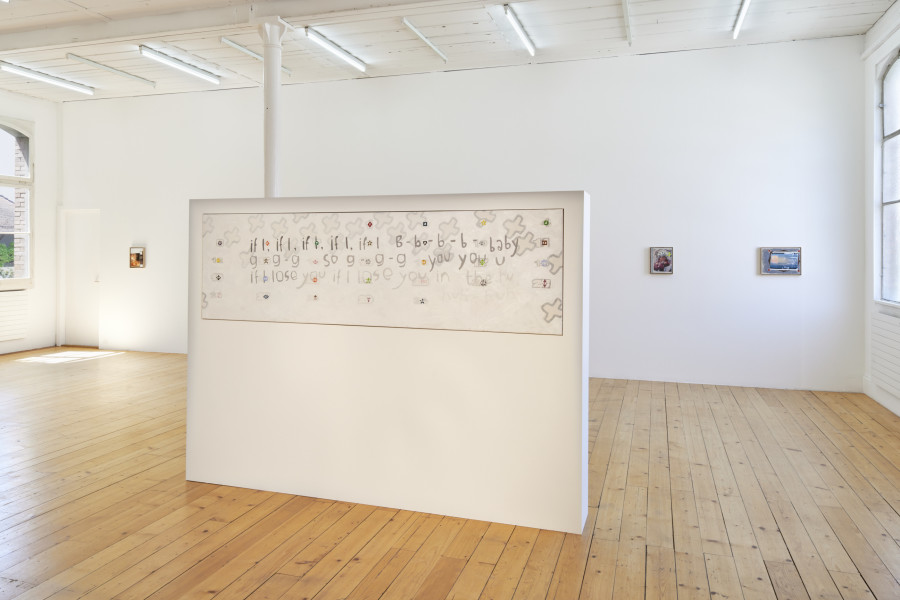 Elise Corpataux, B-b-b-b-b-baby, 2023. Photo : Guillaume Python. Courtesy of the artist and Kunsthalle Friart Fribourg