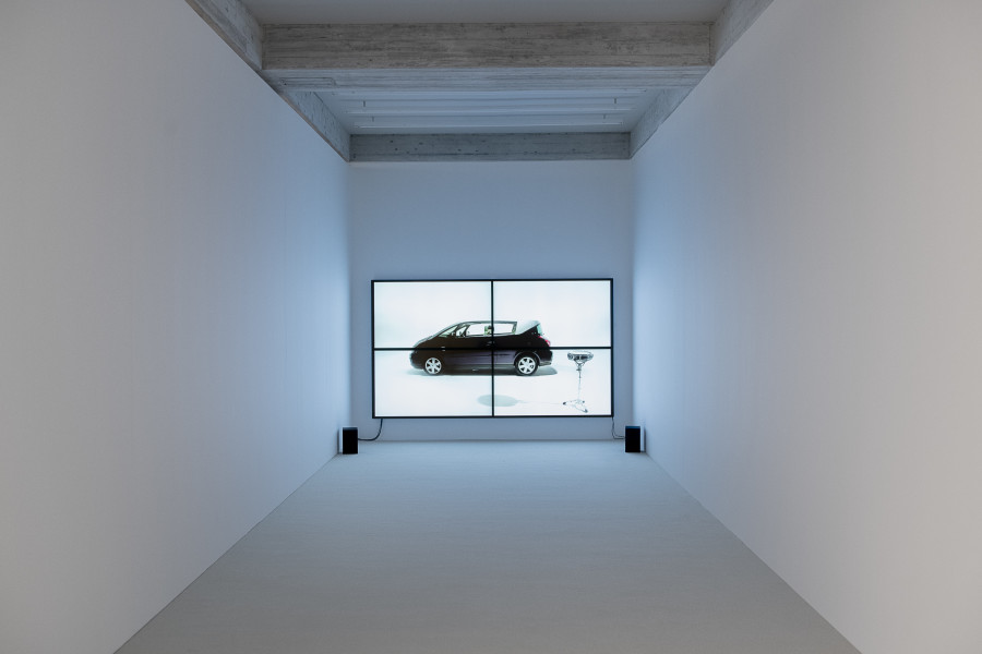 Simon Dybbroe Møller, Animate V, 2012, Photo: Sebastian Stadler