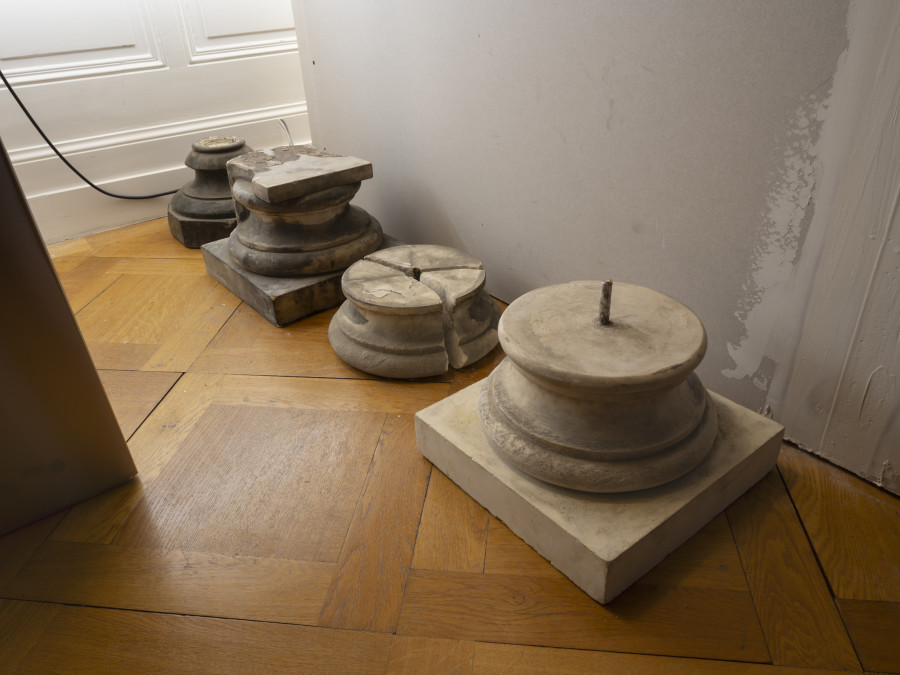 Exhibition view, Bastien Gachet, side gig, Société des Arts de Genève, Palais de l’Athénée, 2024. Photo credit: Julien Gremaud