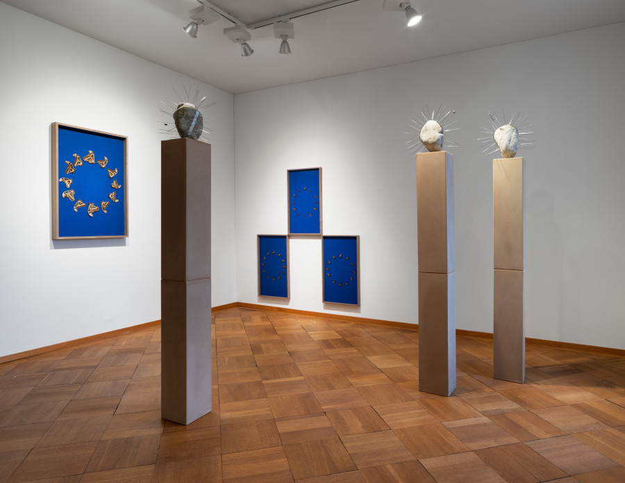 Exhibition view, Manuela Morales Délano, Nachbarn, Kendra Jayne Patrick, Bern, 2025.