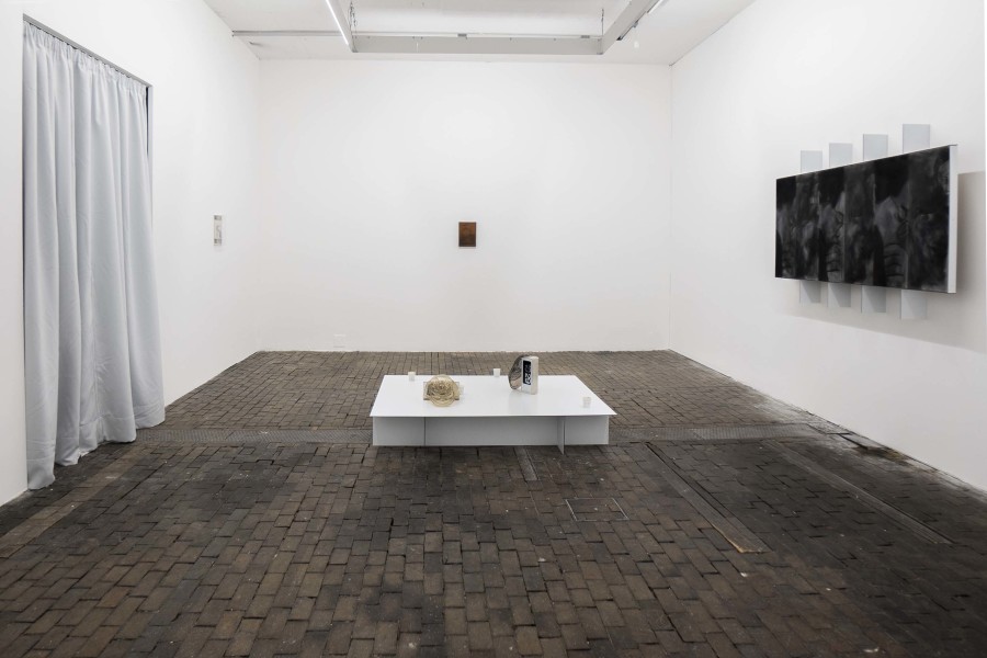 Exhibition view of Bourses de la Ville de Genève 2022 at Centre d’Art Contemporain Genève (02.09‒02.10.2022). © Centre d’Art Contemporain Genève. Photo : Julien Girard